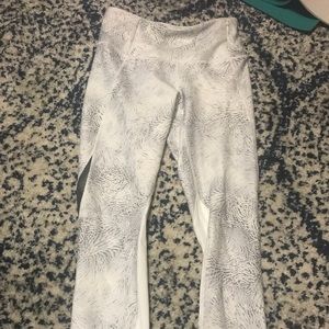 White crop leggings with mesh panel
